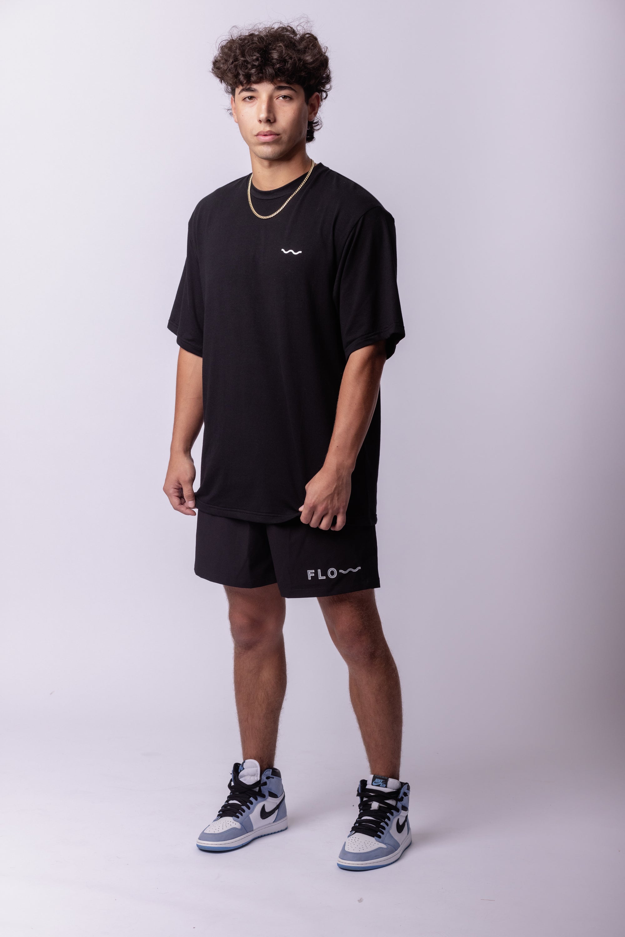 CAMISETA NEGRA CLASSIC WAVE