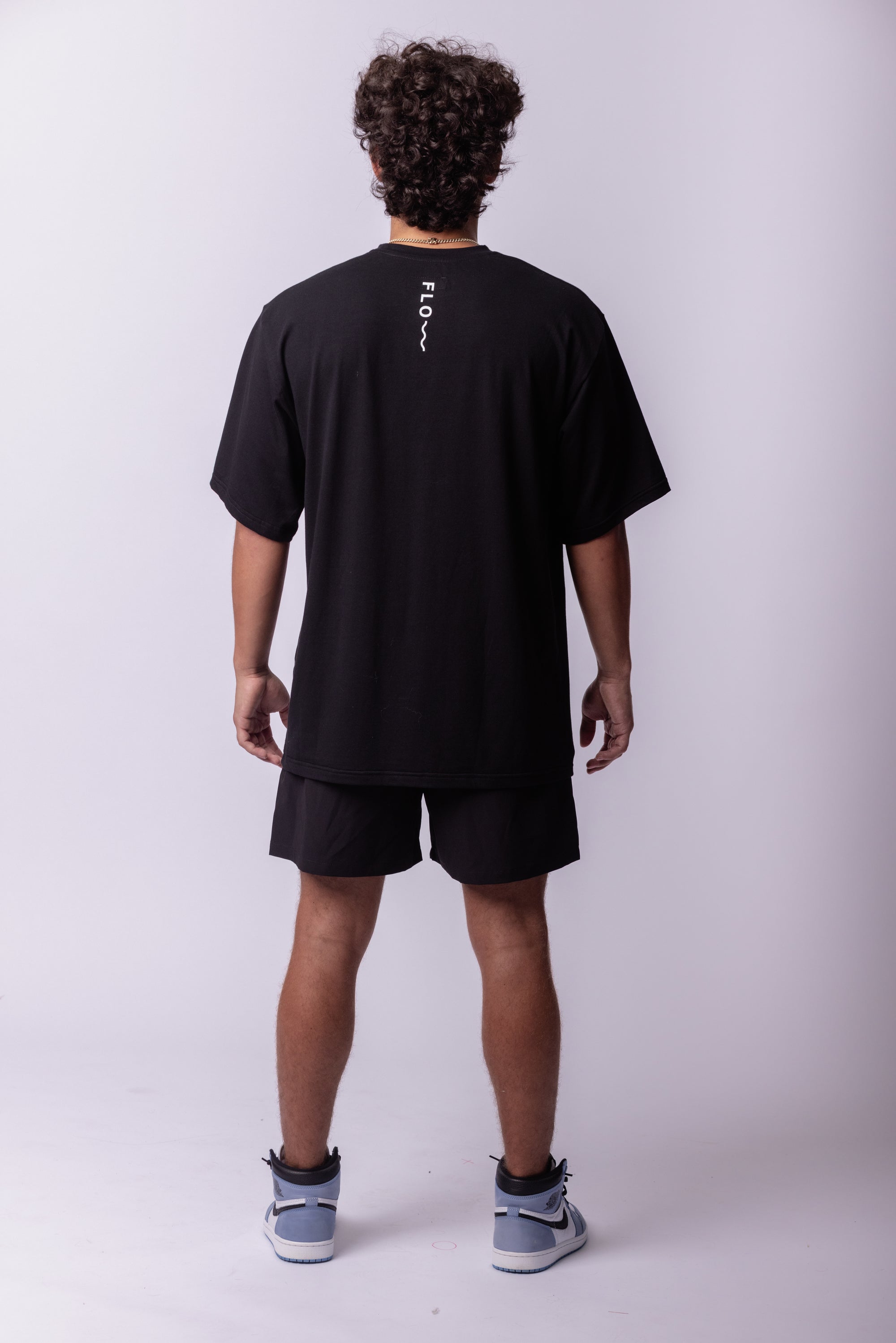 CAMISETA NEGRA CLASSIC WAVE
