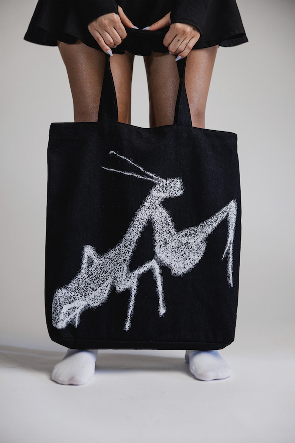 MANTIS TOTE BAG