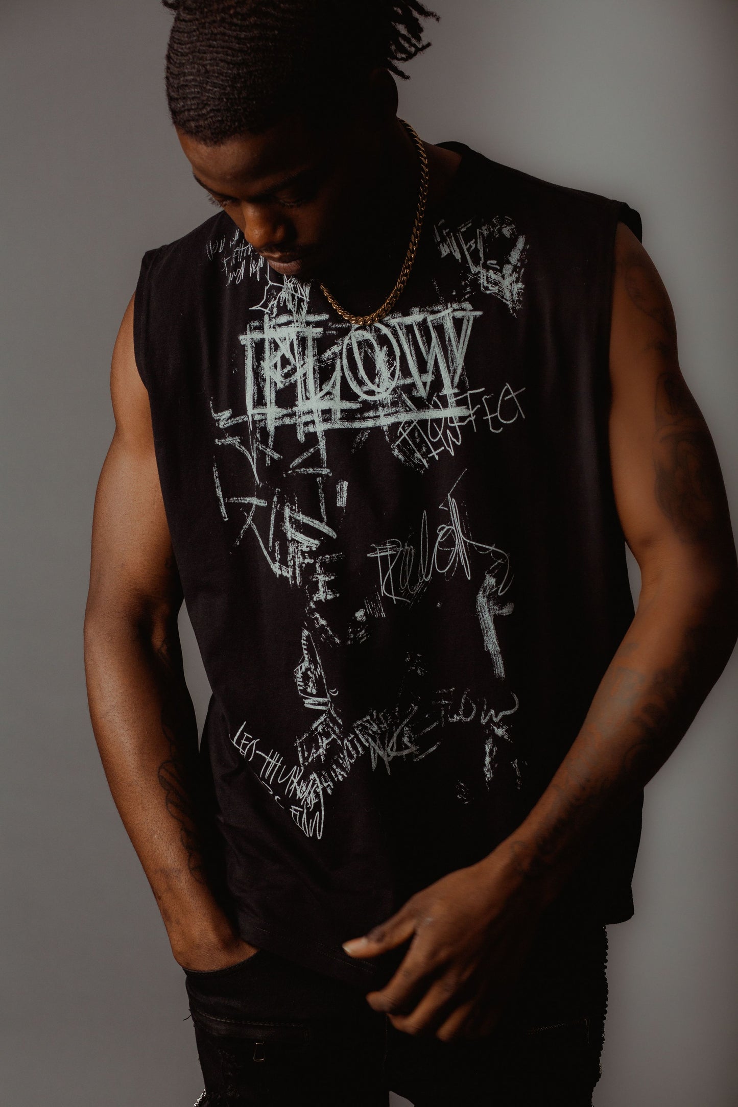 FLOW EFFECT CHAOS LONG SLEEVELESS BLACK