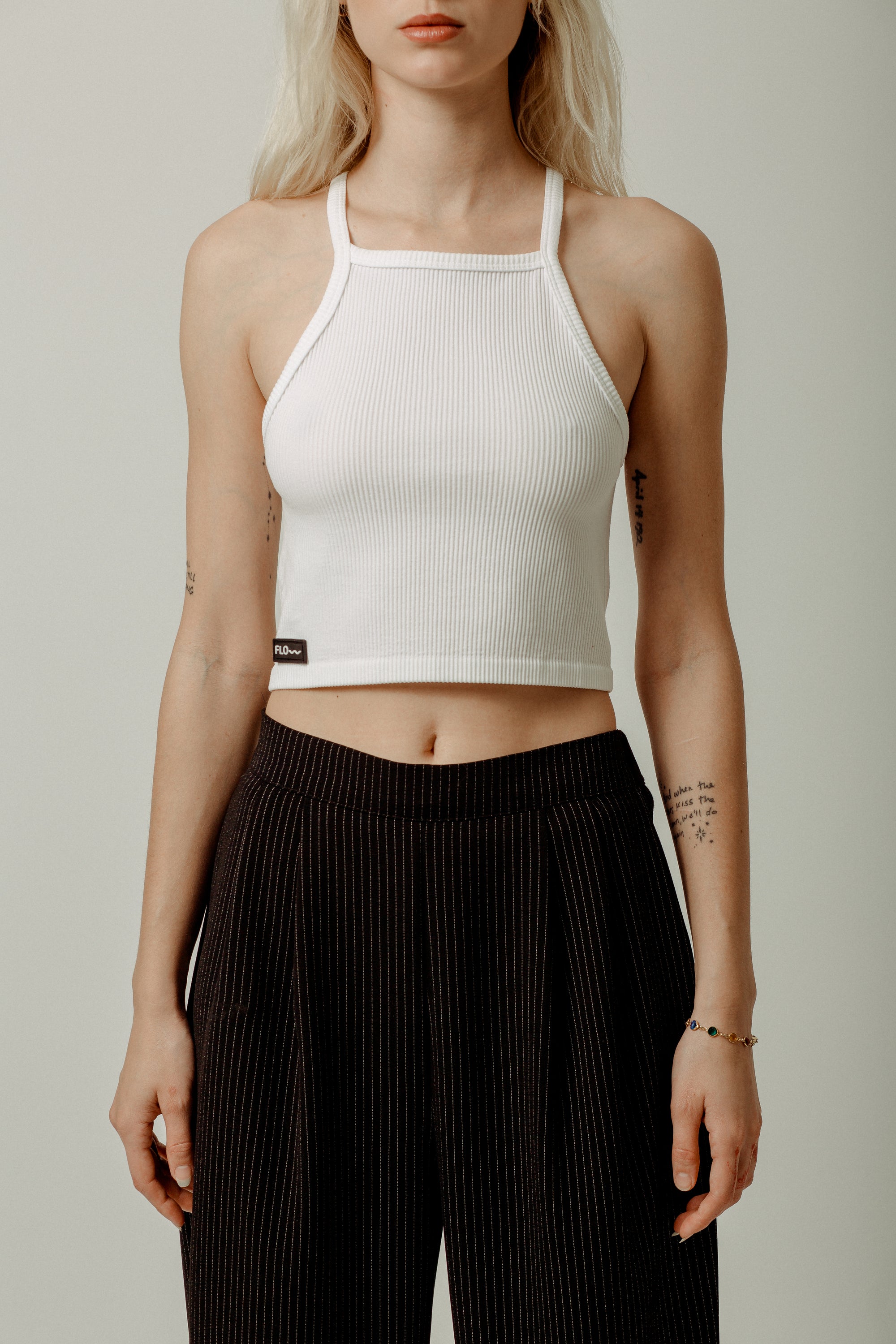 CROP TOP WHITE