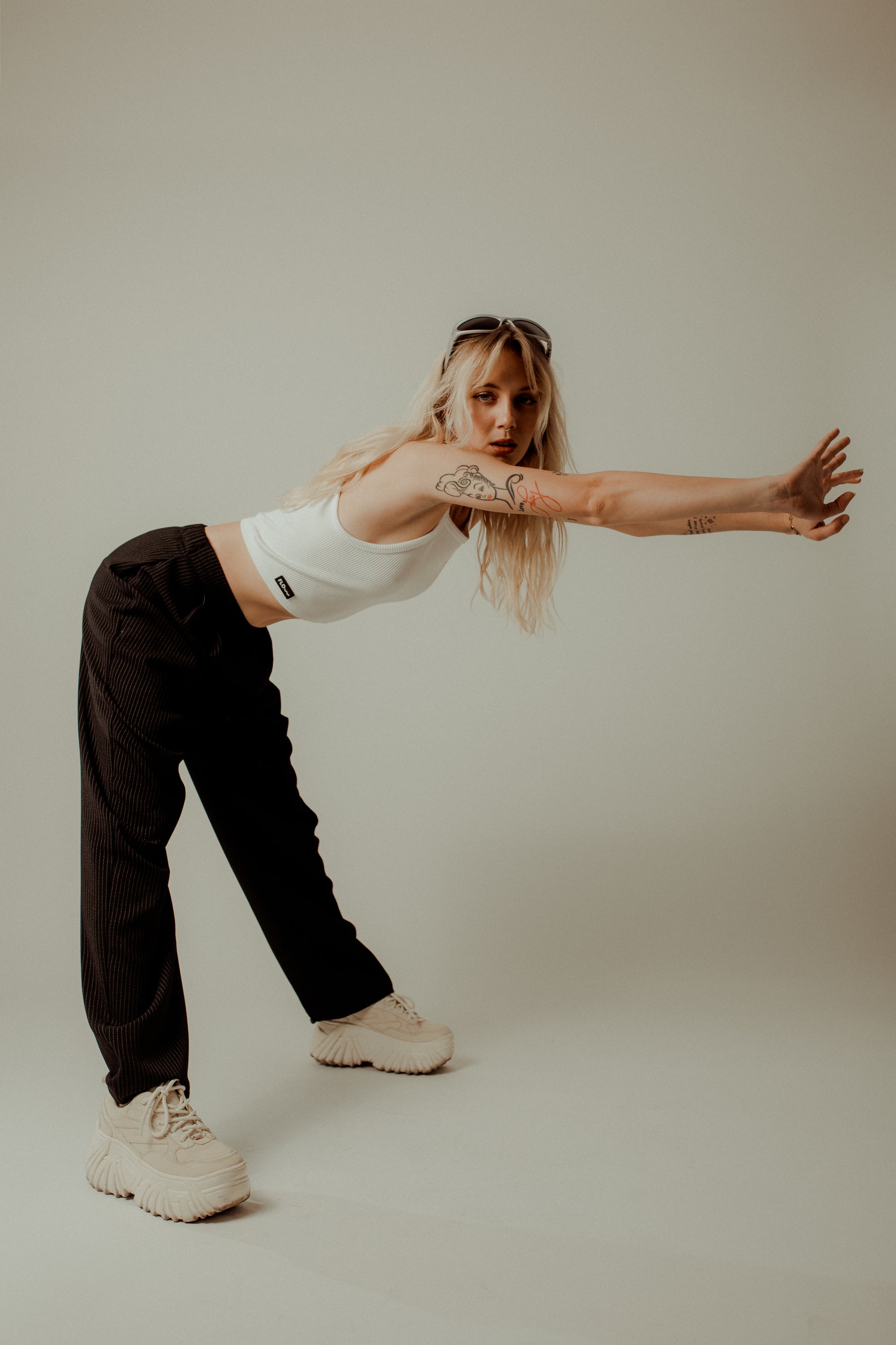 CROP TOP WHITE
