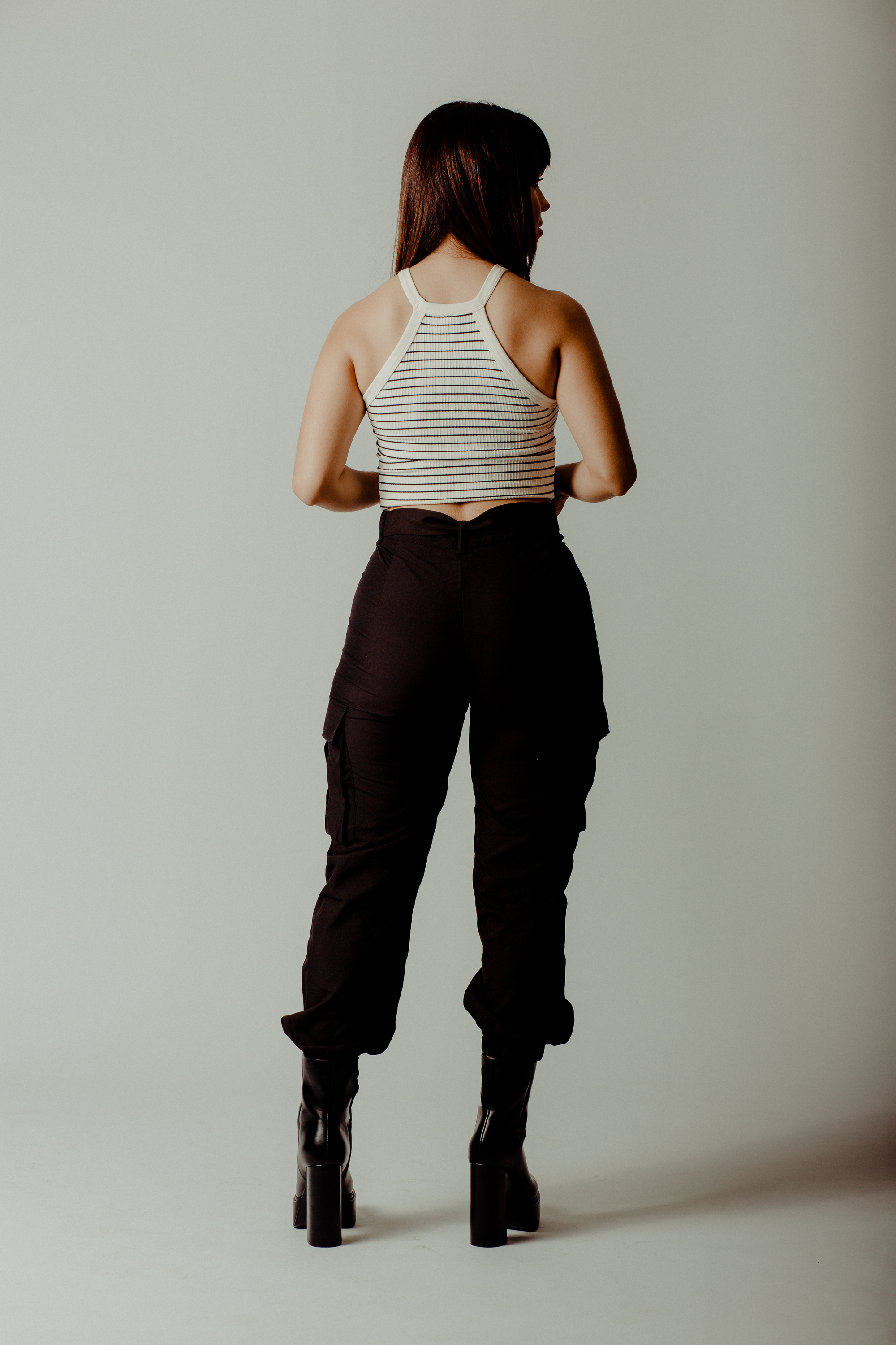 STRIPES CROP TOP WHITE/ BLACK